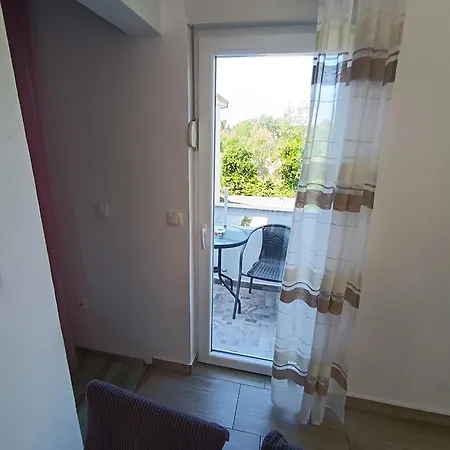 Lana2 Starigrad Paklenica