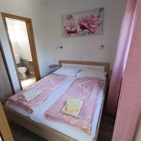 Apartmán Lana2 *