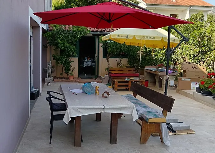 Апартаменты Lana2 *